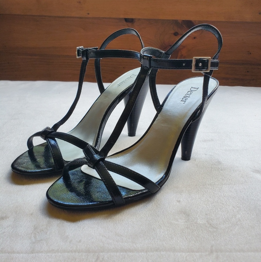 🌿 Black T-Strap Heels | 7.5